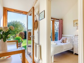 3 bedrooms, free WiFi - Chestnut Lodge - UKC6128 (East Dean)