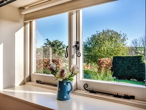 Interior - Giddy Cottage - UKC6127 (East Dean)