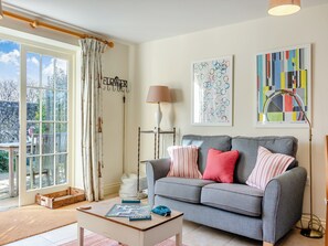 TV - Hop Cottage - UKC6134 (East Dean)