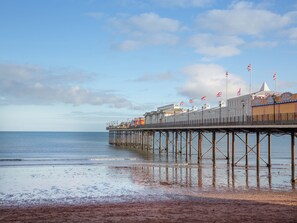 Fishing - Mermaids View - UKC6166 (Paignton)