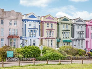 Exterior - The Little Lobster - UKC6167 (Paignton)