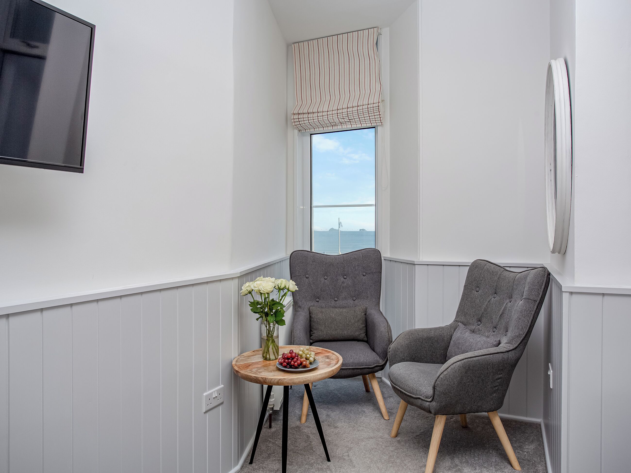 The Lighthouse -Ukc6168 - Totnes