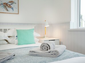 2 bedrooms, free WiFi - Starfish Shack - UKC6172 (Paignton)