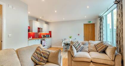 2 bedroom accommodation in Low Hunsley, Cottingham