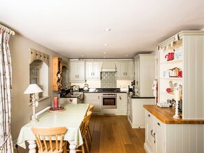Dishwasher - A cute and characterful cottage in a charming coastal port. (Blakeney)