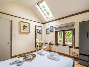 1 bedroom, free WiFi - 1 bedroom accommodation in Hacheston, near Wickham Market (Hacheston, near Wickham Market)
