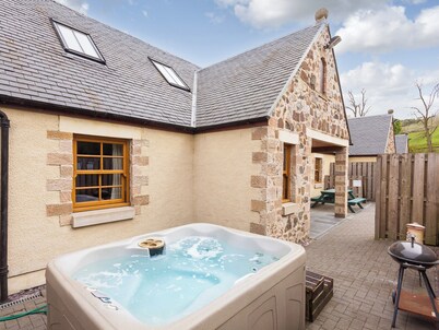 Appletree Cottage - UKC6251