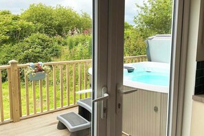 Baignoire à remous extérieure