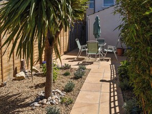 Outdoor dining - Curlew Cottage- UKC5450 (Pakefield)