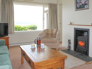 Fireplace - 4 bedroom accommodation in Craignish, near Ardfern (Craignish, near Ardfern)