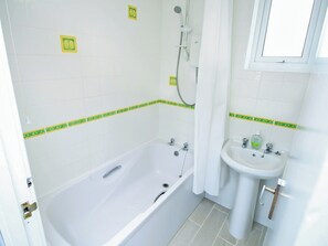 Towels - 2 bedroom accommodation in Harlech (Harlech)
