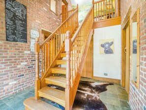 Interior - 6 bedroom accommodation in Weston-super-Mare (Weston-super-Mare)