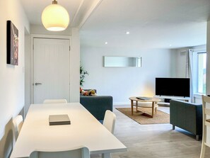 Interior - 3 bedroom accommodation in Fort William (Fort William)