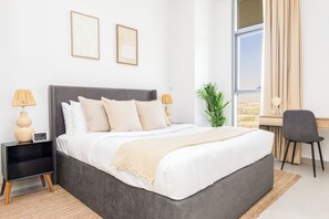 Apartment, Balcony | Iron/ironing board, free WiFi - Bloomfields 1br Elegant Escape Pulse (Dubai)