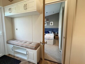 2 bedrooms, free WiFi - Relax and recharge in this beautiful spacious lodge. (St Andrews)