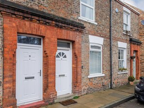 Exterior detail - 2 bedroom accommodation in York (York)