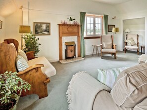 TV - 2 bedroom accommodation in Troon, near Ayr (Troon, near Ayr)