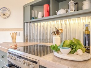 High chair - 1 bedroom accommodation in Framlingham (Framlingham)