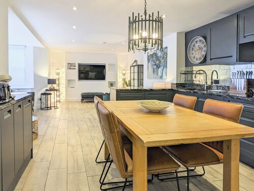 2 bedroom accommodation in Seaview