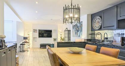 2 bedroom accommodation in Seaview