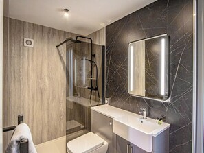 Towels - Rosthwaite - UKC6639 (Windermere)