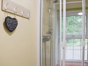 Towels - 2 bedroom accommodation in Beddgelert (Beddgelert)