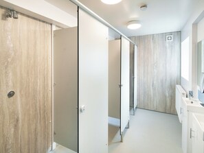 Interior - 7 bedroom accommodation in Cardigan (Cardigan)