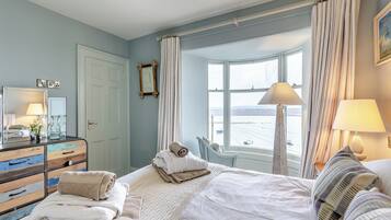 6 bedrooms, free WiFi
