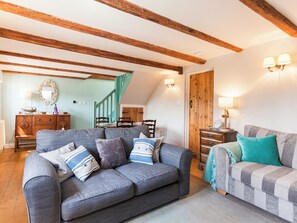 TV, fireplace - A lovely little cottage sitting pretty in the sought-after Burnhams. (Burnham Thorpe)