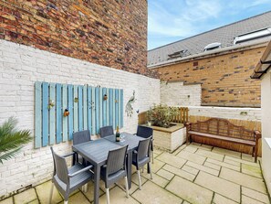 Outdoor dining - 44 Norwood - UKC6913 (Scarborough)