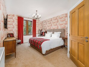 2 bedrooms, free WiFi - The Courtyard Apartment - UKC6965 (Carnoustie, near Dundee)