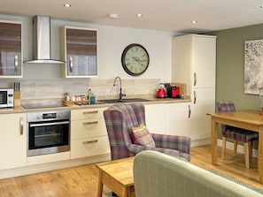 Private kitchen - Brewers Cottage - UKC6304 (Foolow, near Hope Valley)
