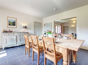 Dining - A lovely and quiet retreat in the beautiful North Norfolk countryside. (West Beckham, Near Holt)