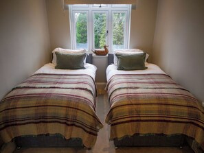 2 bedrooms, free WiFi - Chatsworth Apartment No.3 - UKC6336 (Baslow, near Bakewell)