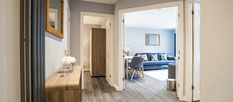 The Larkin - UKC6401