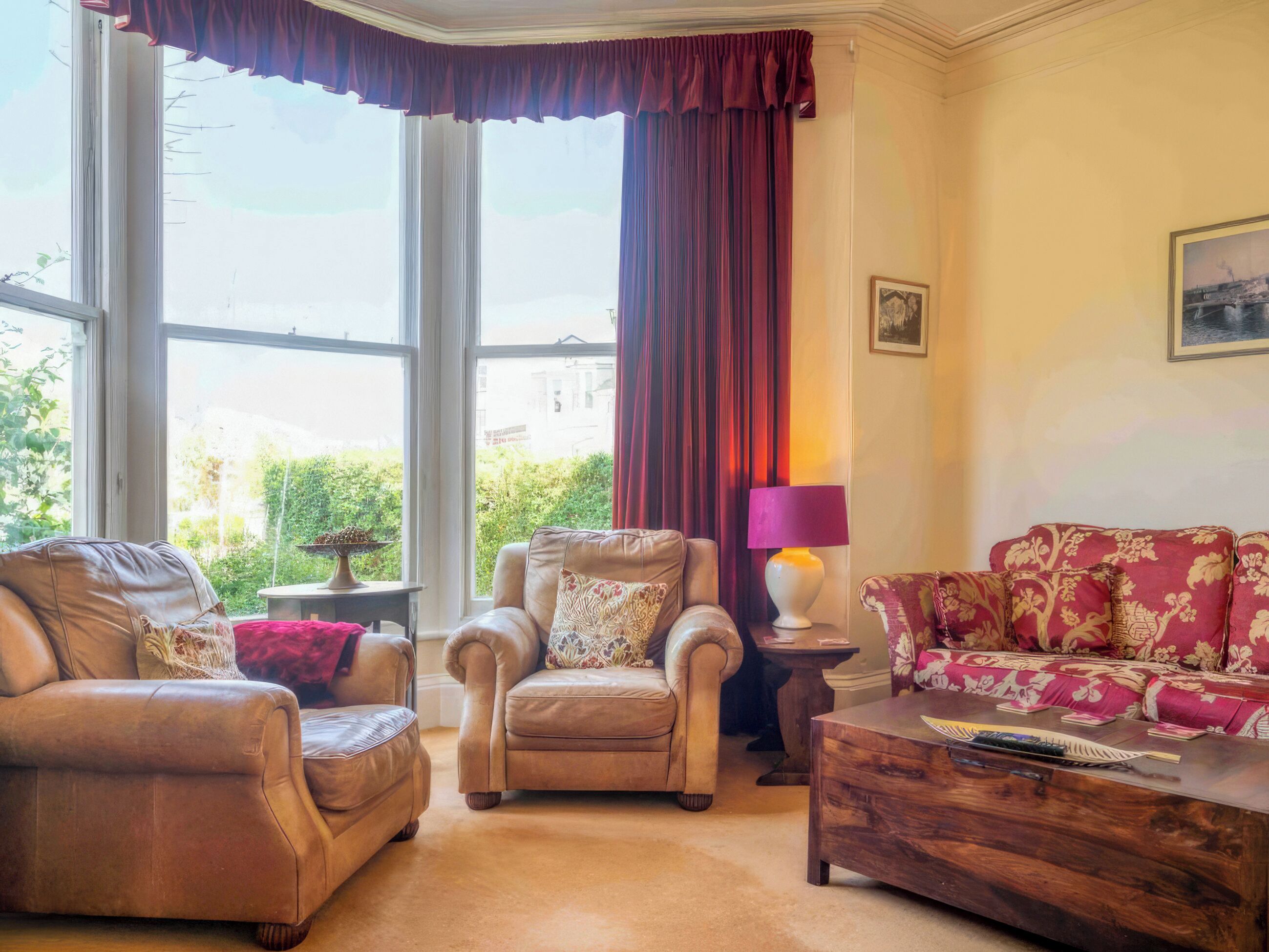 5 Bedroom Accommodation In Ilfracombe - Devon