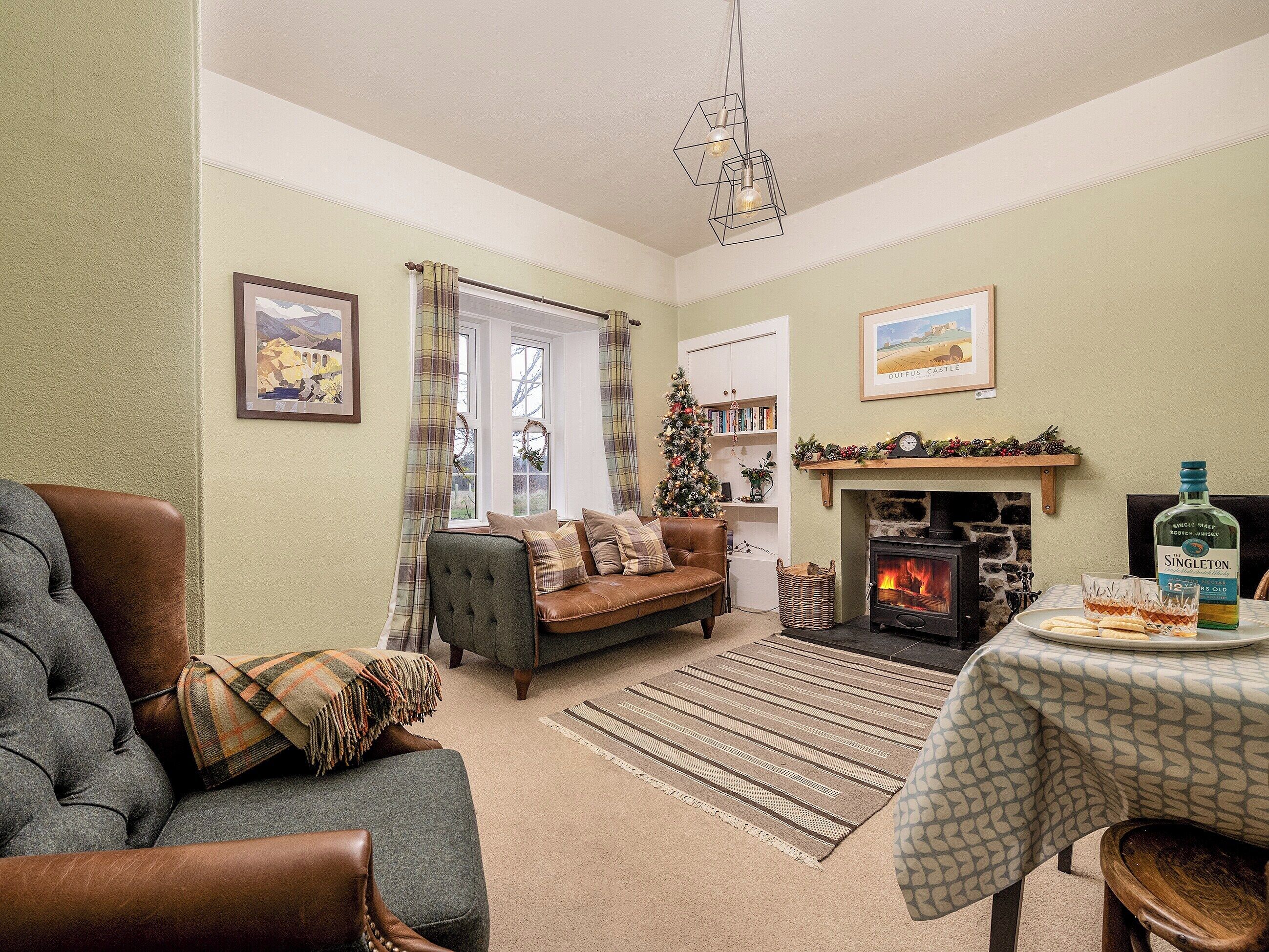 2 Bedroom Accommodation In Duffus, Near Elgin - Elgin