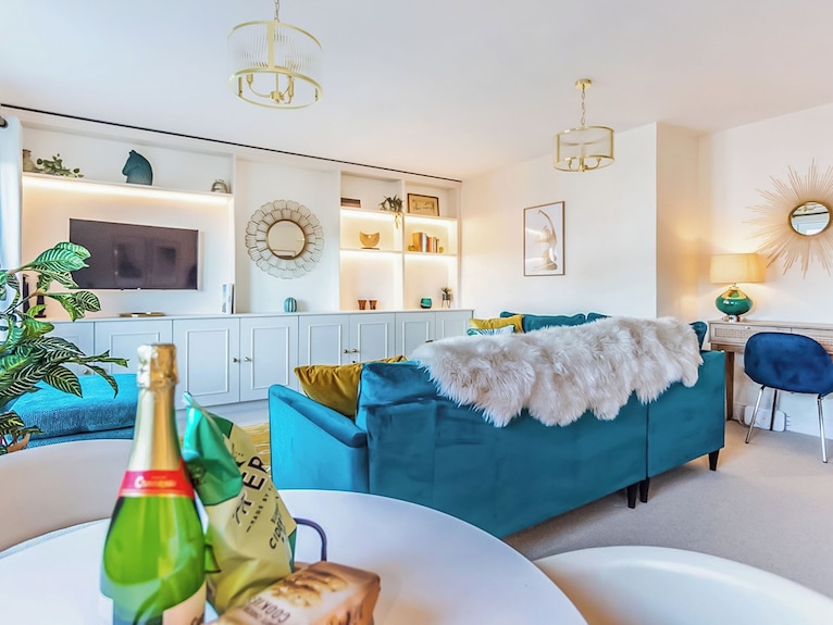 2 Bedroom Accommodation In Warwick - Warwick