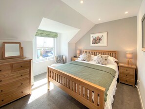 2 bedrooms, free WiFi - Tramway Cottages - Rockpool Cottage (Ellenabeich, Isle of Seil)