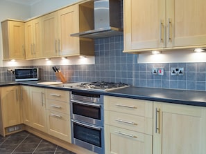 Private kitchen - Mayville House - UK41090 (Scarborough)
