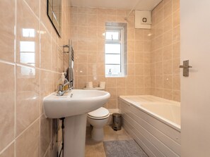 Towels - 2 bedroom accommodation in Portsmouth (Portsmouth)