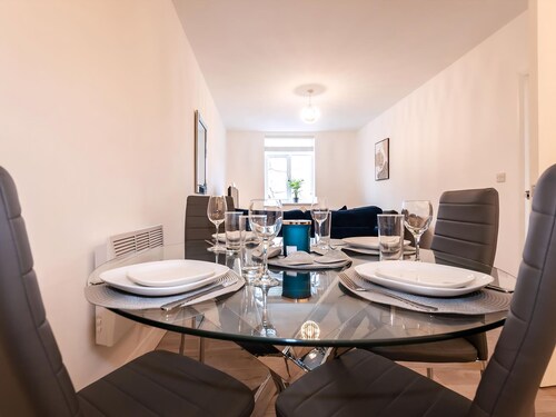 2 bedroom accommodation in Southampton