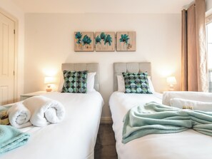2 bedrooms