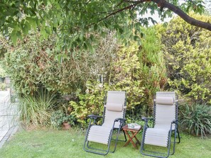 Terrace/patio - 2 bedroom accommodation in Winfrith Newburgh (Winfrith Newburgh)