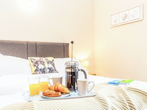 3 habitaciones y wifi gratis 