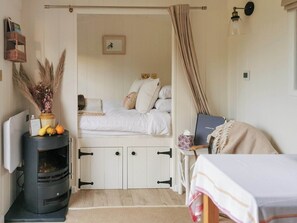 1 bedroom - UK41468 - Lapwing Hut (Cholderton, near Salisbury)