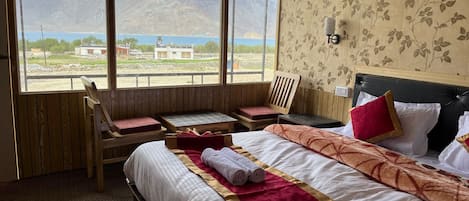 Chambre Deluxe, vue sur le lac | AccĂšs au Wi-Fi (inclus)