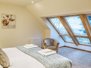 2 bedrooms, free WiFi, wheelchair access - 2 bedroom accommodation in Lundin Links near Anstruther (Lundin Links near Anstruther)