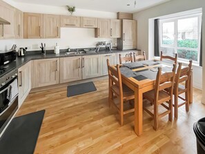 Dishwasher, high chair