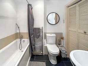 Towels - 2 bedroom accommodation in Canterbury (Canterbury)